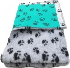 Vet Bed Grijs Met Voetprint Groene Rug 22mm 150x100 Cm -Hondenproducten 1200x1150 16