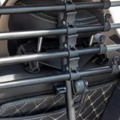 Hondenrek Auto - Hondenrek - Autorek Hond - Bagagerek - Verstelbaar - Staal - Zwart -Hondenproducten 1200x1200 1064