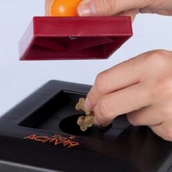 Trixie Dogtoy Dog Activity Strategy Game Gamble Box - Piepend Speelgoed - 15cm X 15cm X 9cm - Zwart/rood/oranje 24 Trixie Dogtoy Dog Activity Strategy Game Gamble Box - Piepend Speelgoed - 15cm X 15cm X 9cm - Zwart/rood/oranje -Hondenproducten 1200x1200 1388