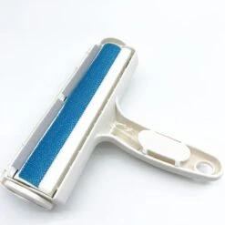 Merkloos Hoogwaardige Huisdierhaar Verwijderaar - Beste Oplossing Tegen Huisdierharen - Hondenhaar Verwijderaar - Kattenhaar Verwijderaar - Pluizenborstel - Haren Verwijderen - Ontharingsborstel - Haarvanger - Wit -Hondenproducten 1200x1200 320