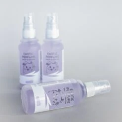 Hondenparfum Spray In 4 Geuren - Greenfields - Alchoholvrije En PH Neutrale Formule Tegen Onaangename Geurtjes - 50ml - Exotic 25 Hondenparfum Spray In 4 Geuren - Greenfields - Alchoholvrije En PH Neutrale Formule Tegen Onaangename Geurtjes - 50ml - Exotic -Hondenproducten 1200x1200 646