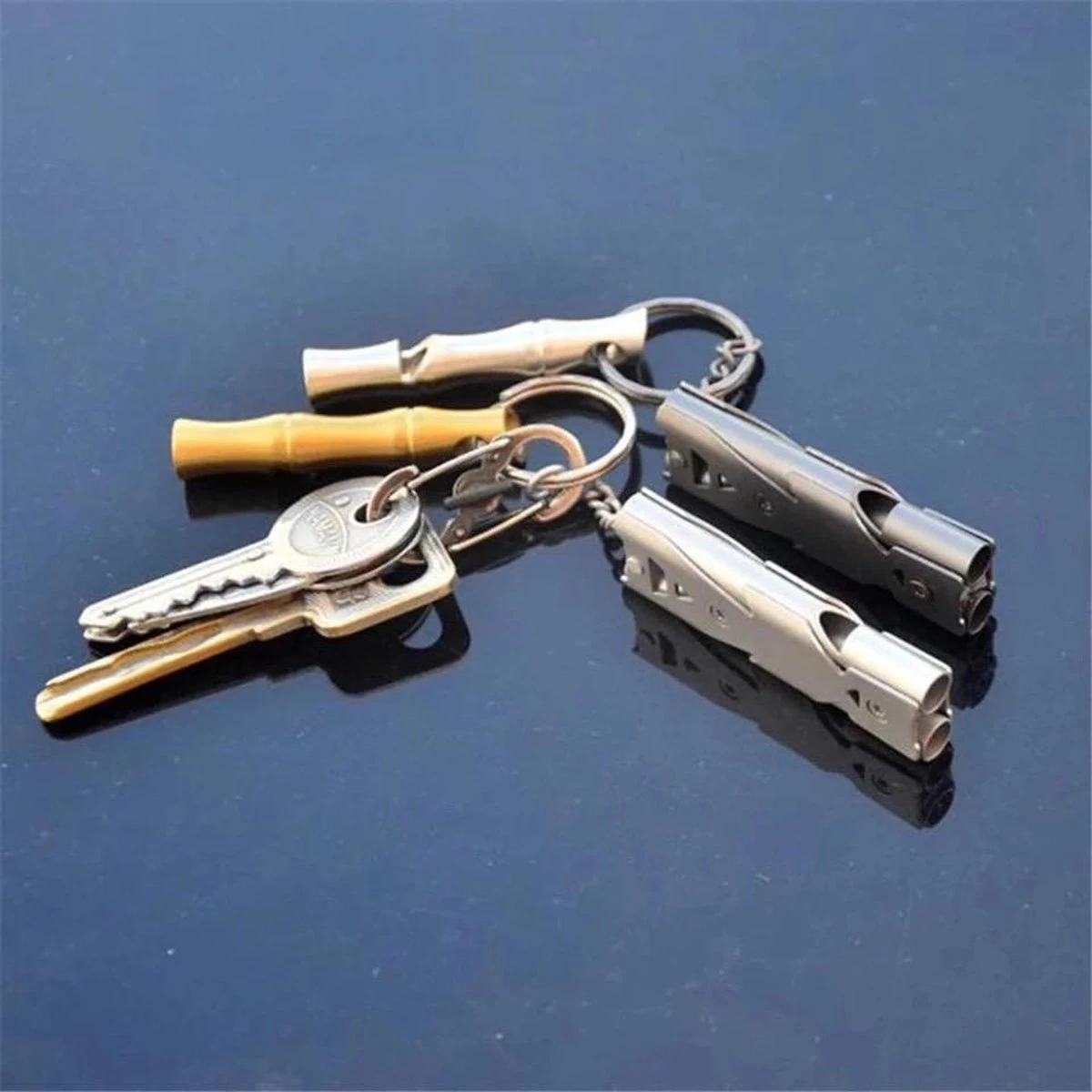 Antiblaf Hondenfluitje- Sleutelhanger Hondenfluit- Dog Whistle- Ultrasoon- Voor Honden 5 Antiblaf Hondenfluitje- Sleutelhanger Hondenfluit- Dog Whistle- Ultrasoon- Voor Honden - Afbeelding 3