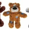 Kong Wild Knots Beer Assorti 29x31,5x10 Cm -Hondenproducten 1200x547 1