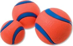 Chuckit! Chuckit Ultra Ball Hondenspeelgoed - Oranje - M - 2 Ballen - Ø 6cm -Hondenproducten 1200x757