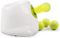 LARMA Automatische Ballenwerper Hond - Ballenschieter Hond - Hondenspeelgoed - Honden Speelgoed Intelligentie - Inclusief 3 Tennisballen -Hondenproducten 1200x764 3