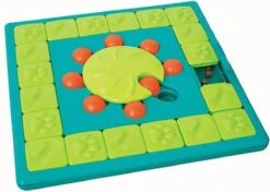 Nina Ottosson Interactieve Hondenpuzzel Vulbaar Met Snacks Voor De Slimste Honden - Outward Hound Multipuzzle 29 Nina Ottosson Interactieve Hondenpuzzel Vulbaar Met Snacks Voor De Slimste Honden - Outward Hound Multipuzzle -Hondenproducten 1200x855 3