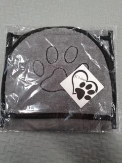 N4dogs – Hondenhanddoek – Honden Handdoek – Microvezel Handdoek – Handdoek Hond – Droogdoek Hond – Dierendeken – Sterk Absorberend – Handdoek Met Zakken - Grijs - 66 X 23 Cm -Hondenproducten 899x1200 2